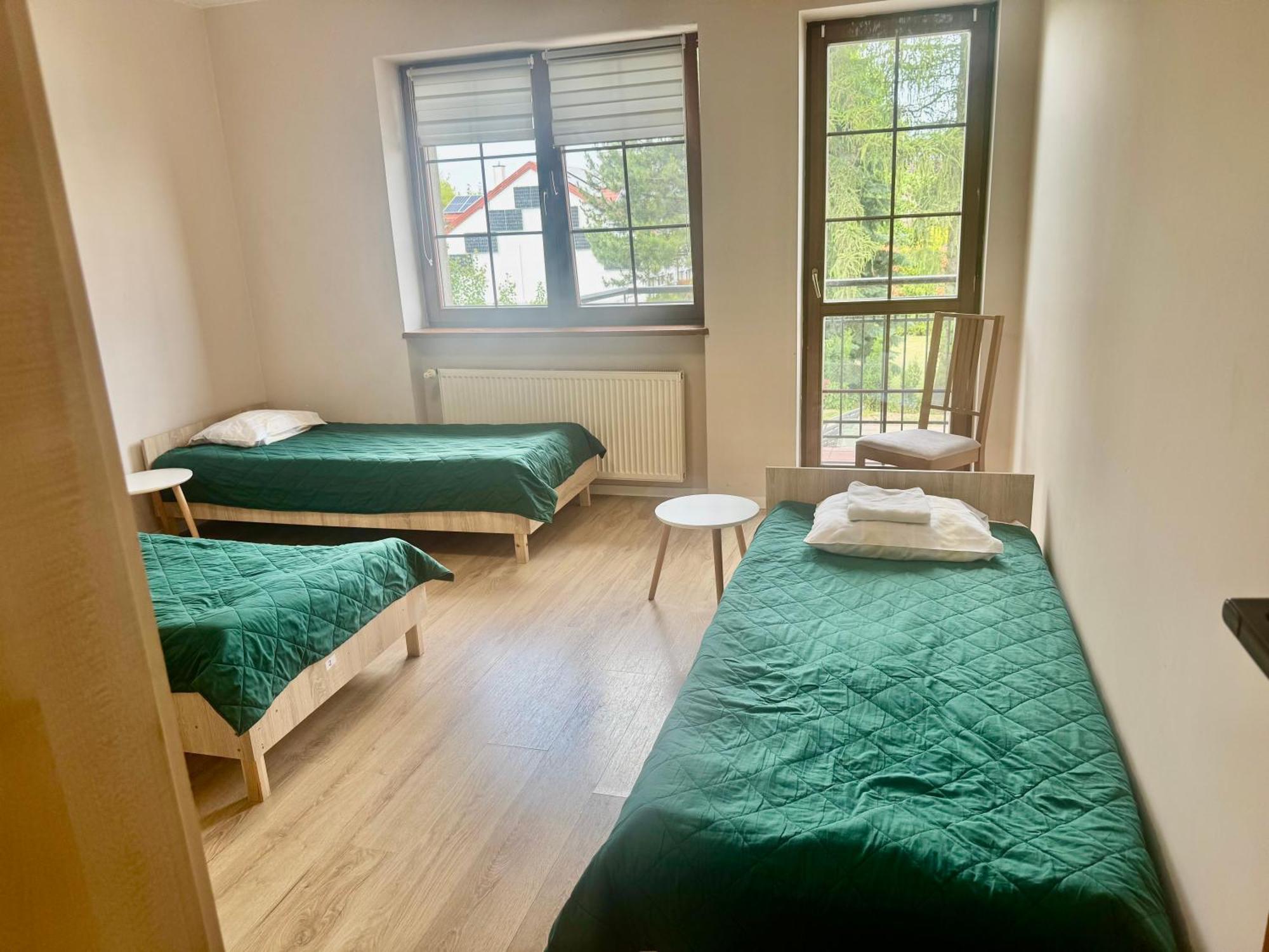 Hostel Krasnowolska Airport - Self Check-in *